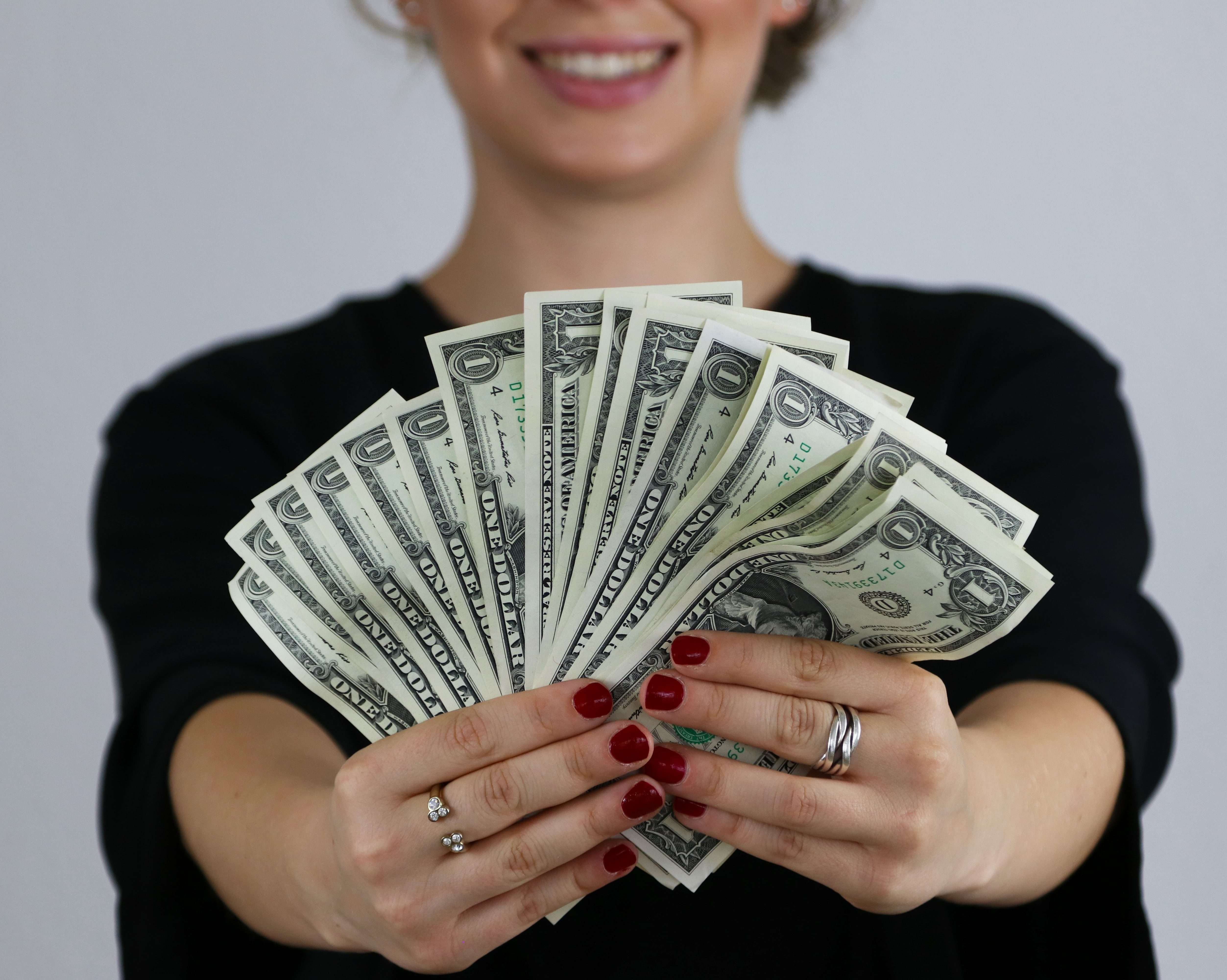 Want an extra $2000 this year? Then stop eating out at the last minute.